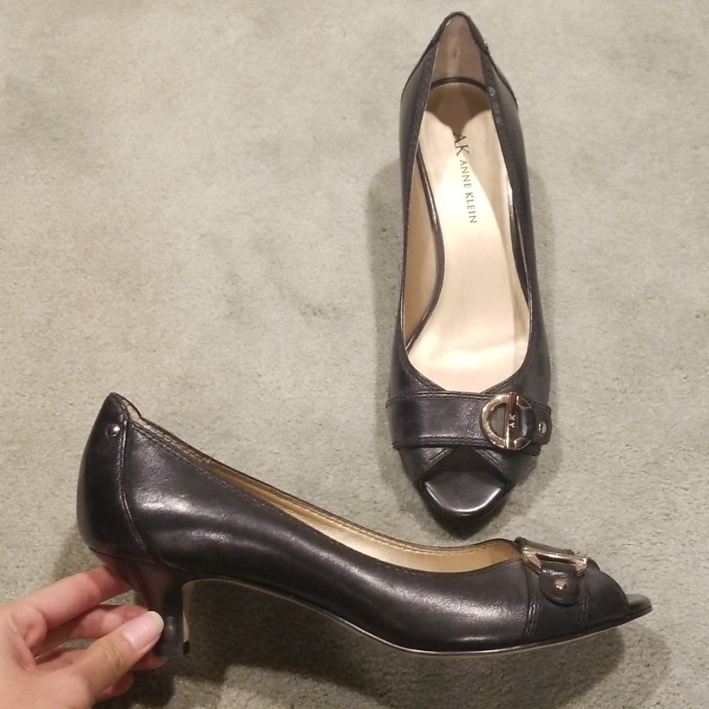 Anne Klein kitten heels